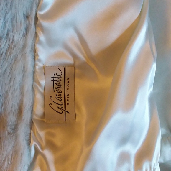 Faux fur jacket EUC - Picture 2 of 5